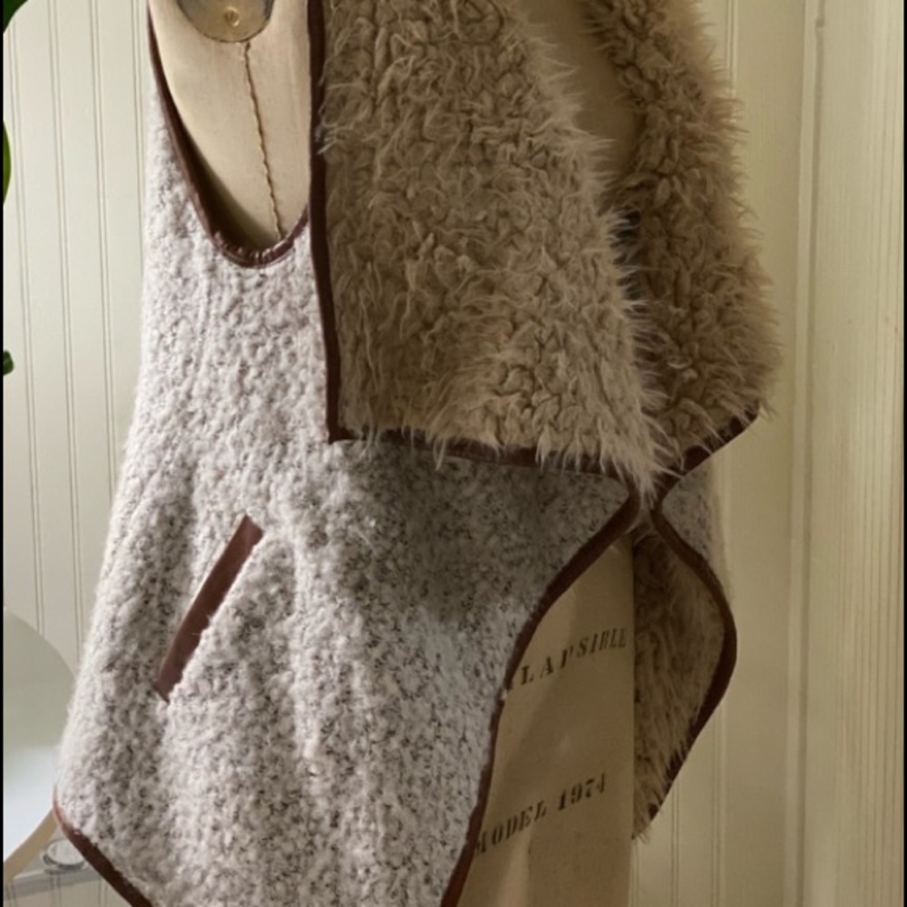 Love tree vest - Picture 4 of 5